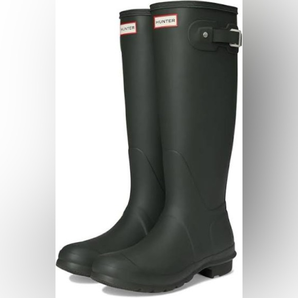 Hunter Classic Tall Black Rain Boots